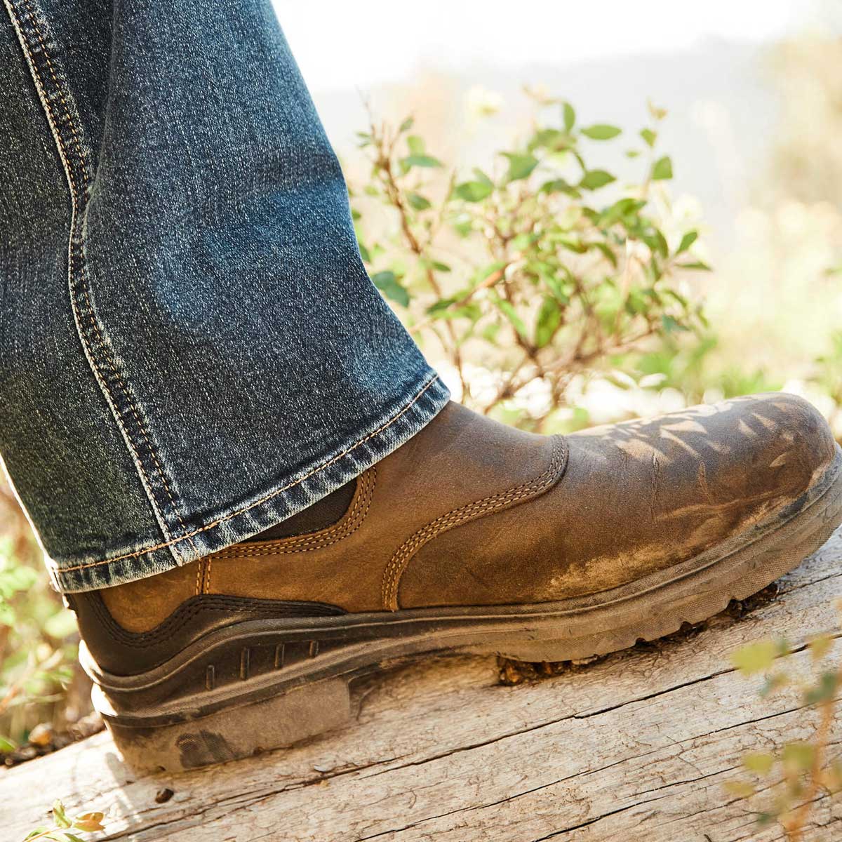 ARIAT Barnyard Twin Gore II Waterproof Boots - Mens - Antique Brown - Image 2