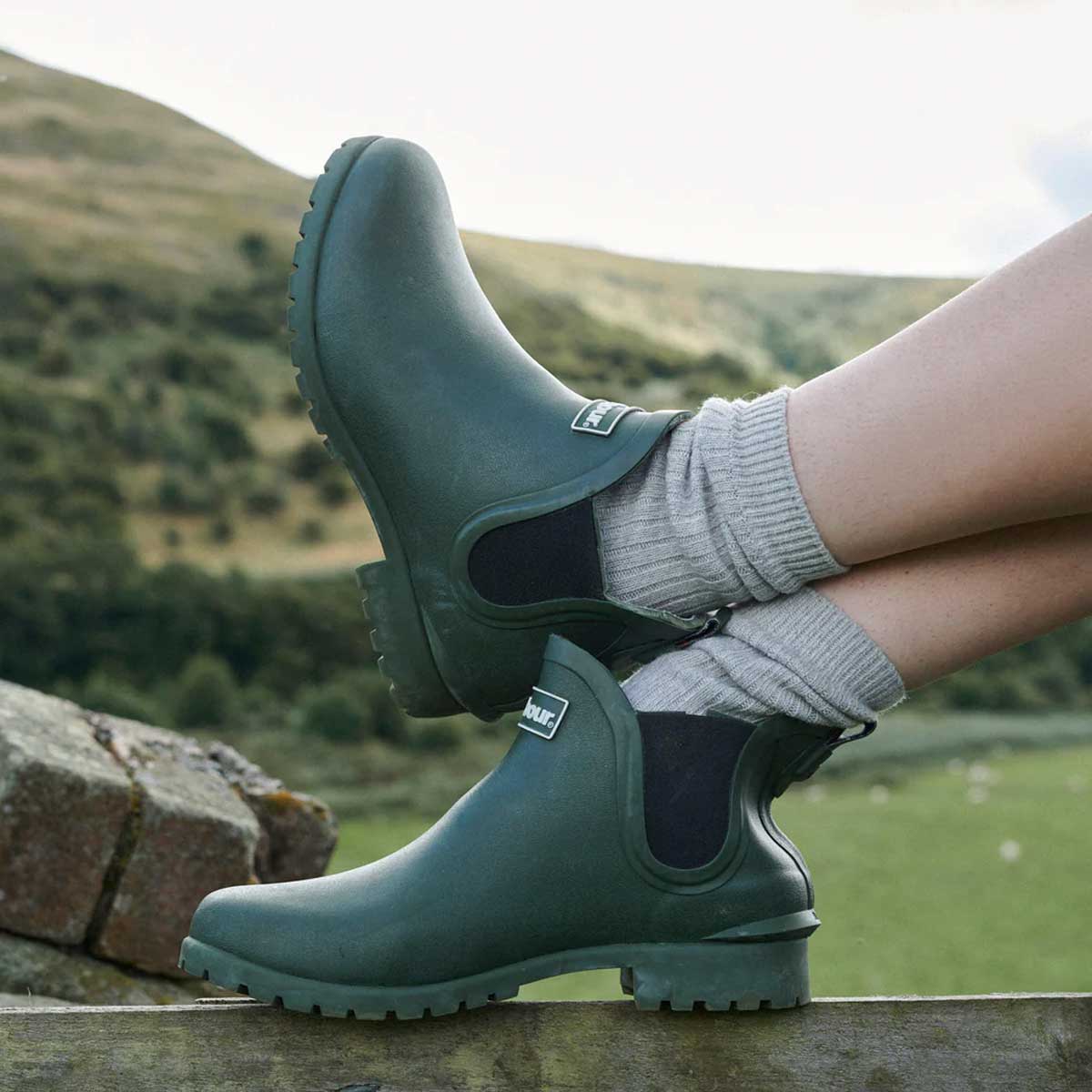 BARBOUR Ladies Wilton Chelsea Boot Style Wellingtons - Olive - Image 2