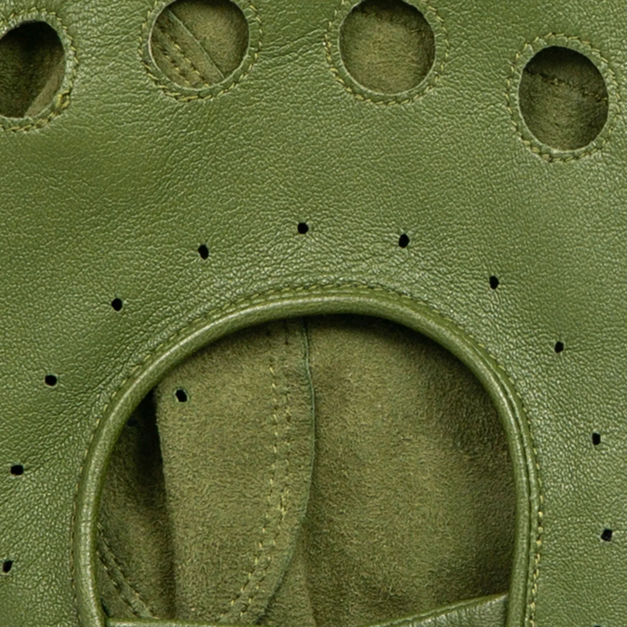 DENTS Delta Men's Classic Leather Driving Gloves - Lincoln Green - Image 8