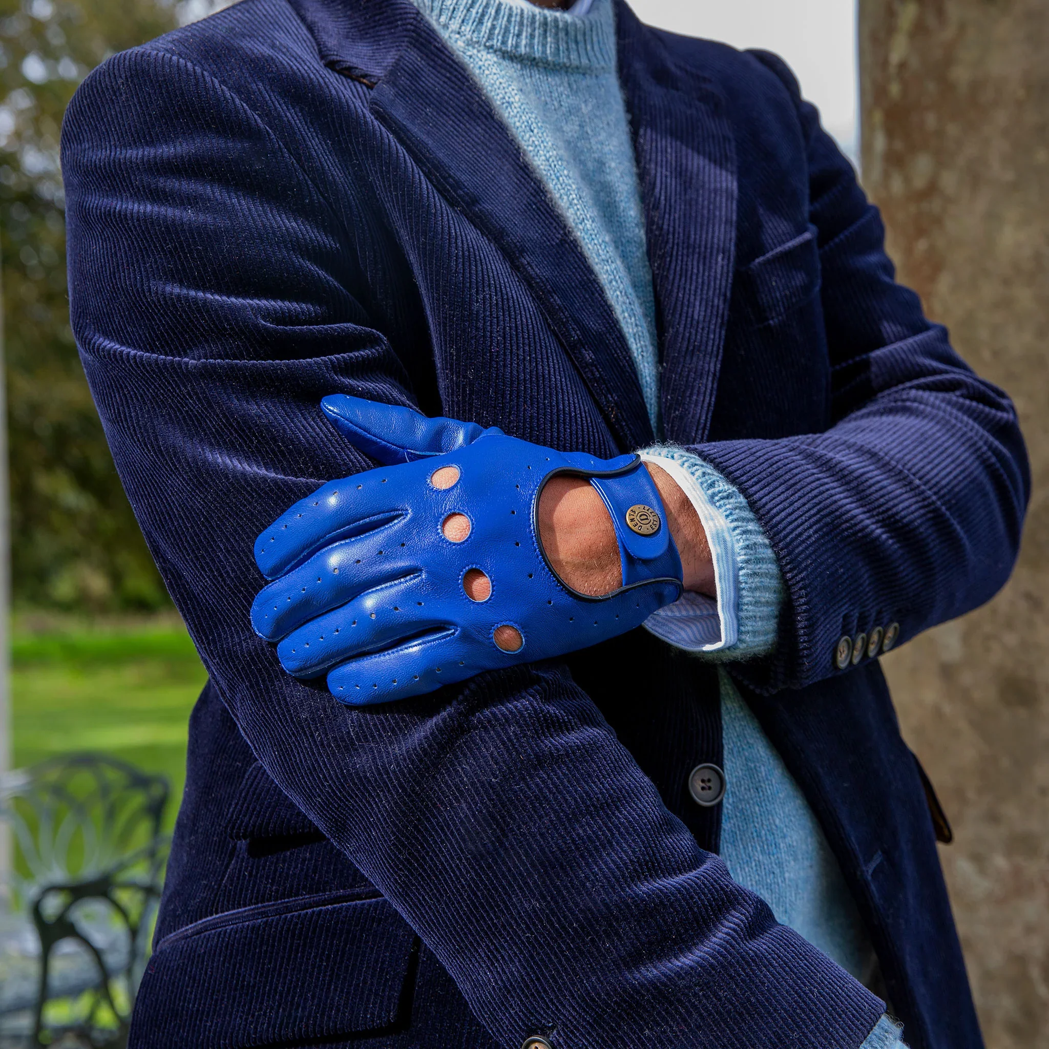 DENTS Delta Men's Classic Leather Driving Gloves - Royal Blue & Black - Image 2