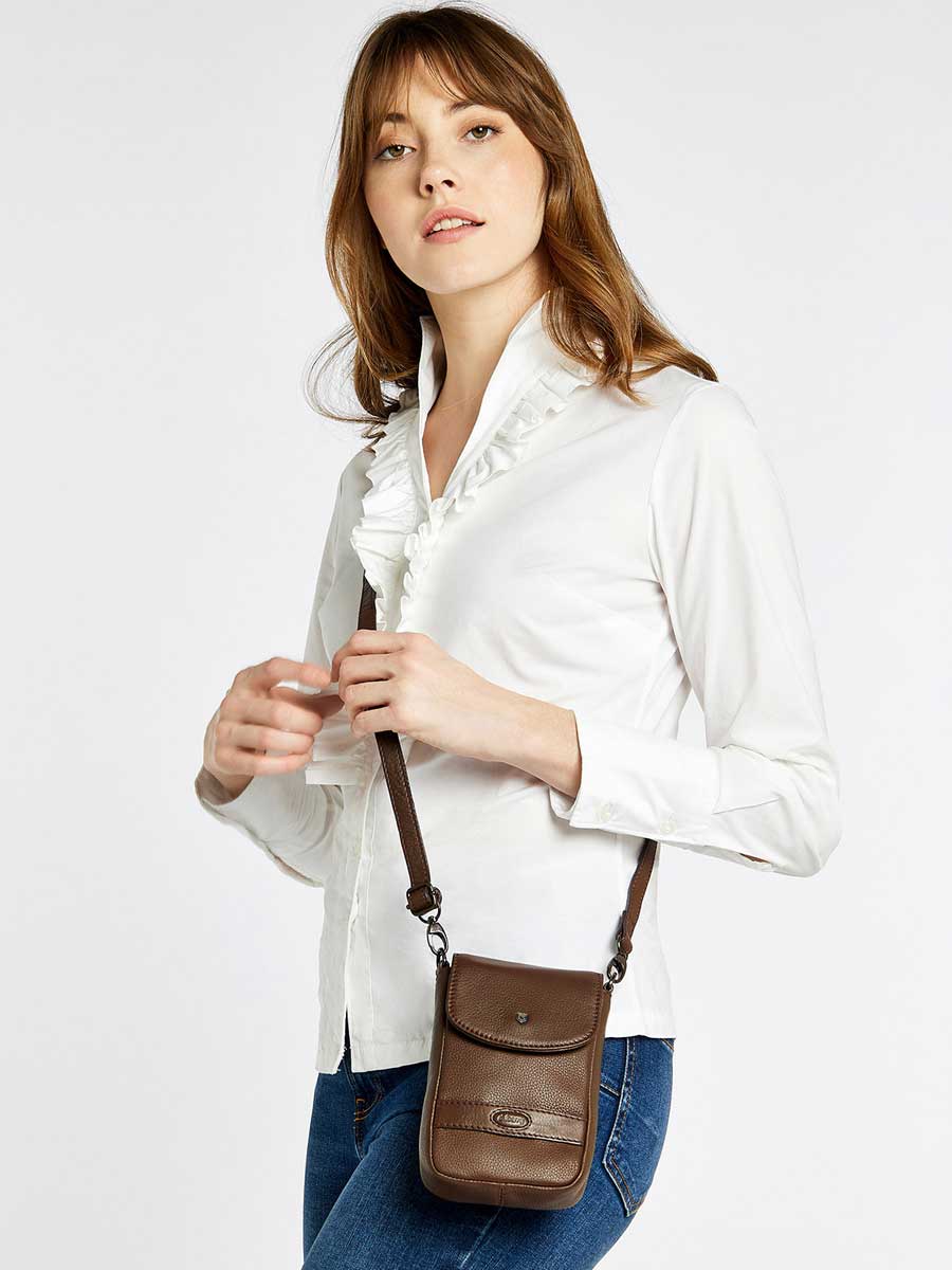 DUBARRY Kilbroney Women's Cross Body Bag - Walnut - Image 3