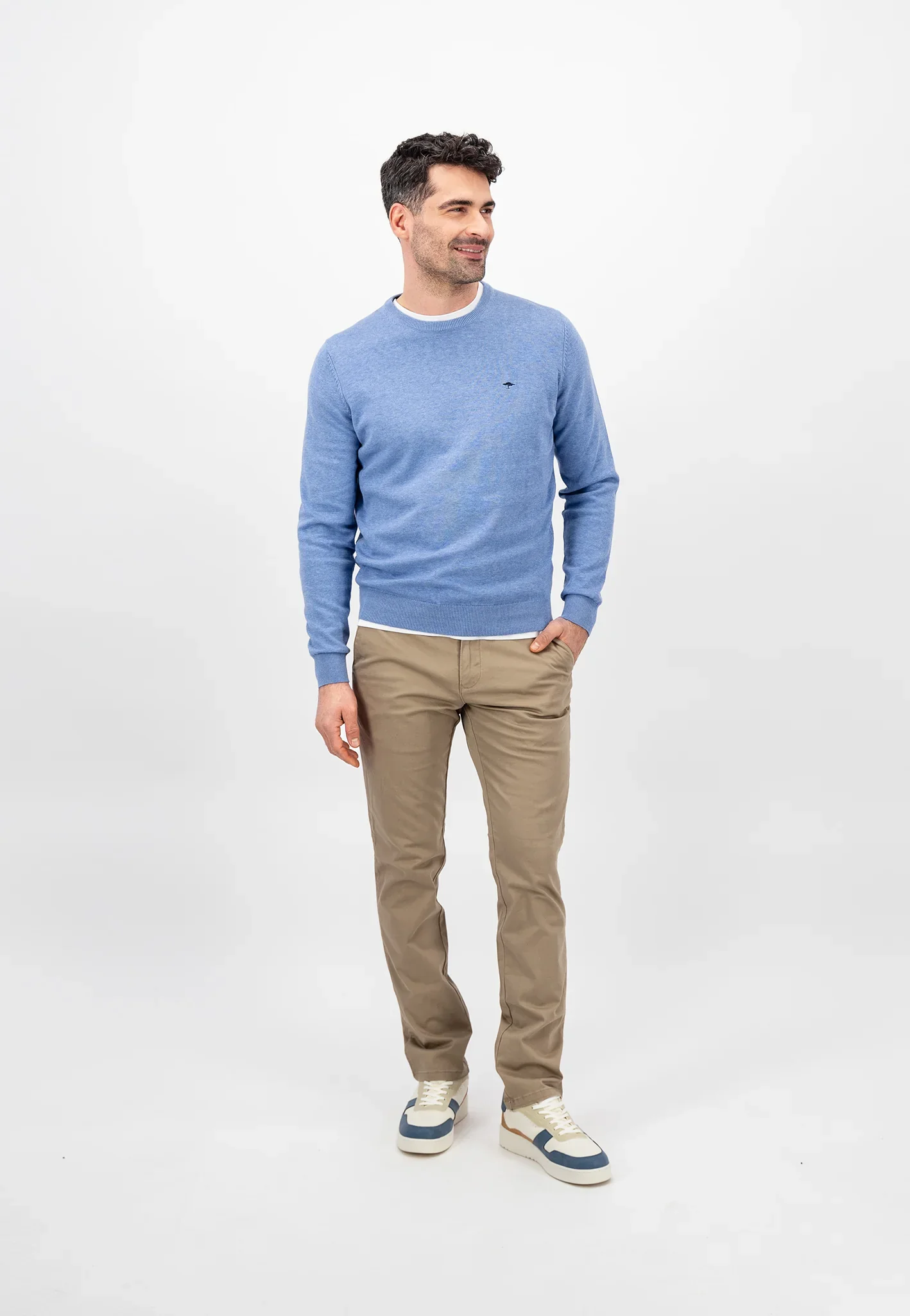 FYNCH HATTON Crew Neck Sweater - Men's Fine Knit – Crystal Blue - Image 5