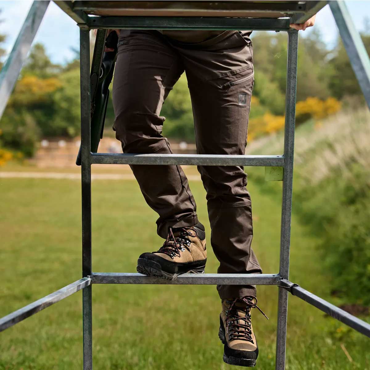 HARKILA Fjell Trousers - Womens - Shadow Brown - Image 2