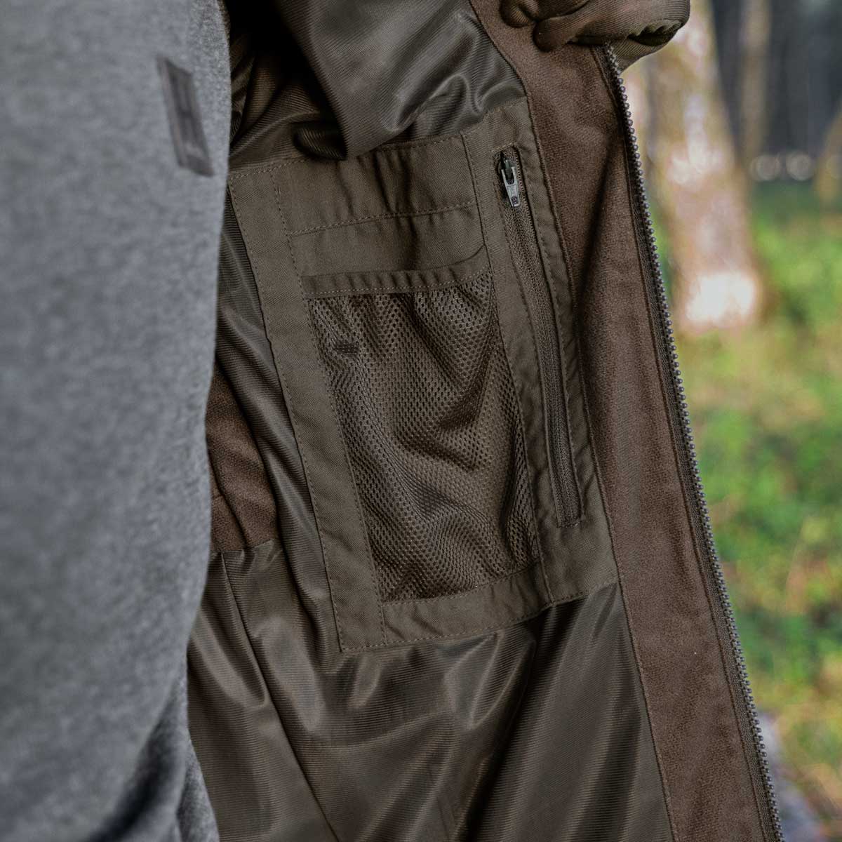 HARKILA Forest Hunter GTX Jacket - Mens – AXIS MSP Darkwood Camo - Image 6