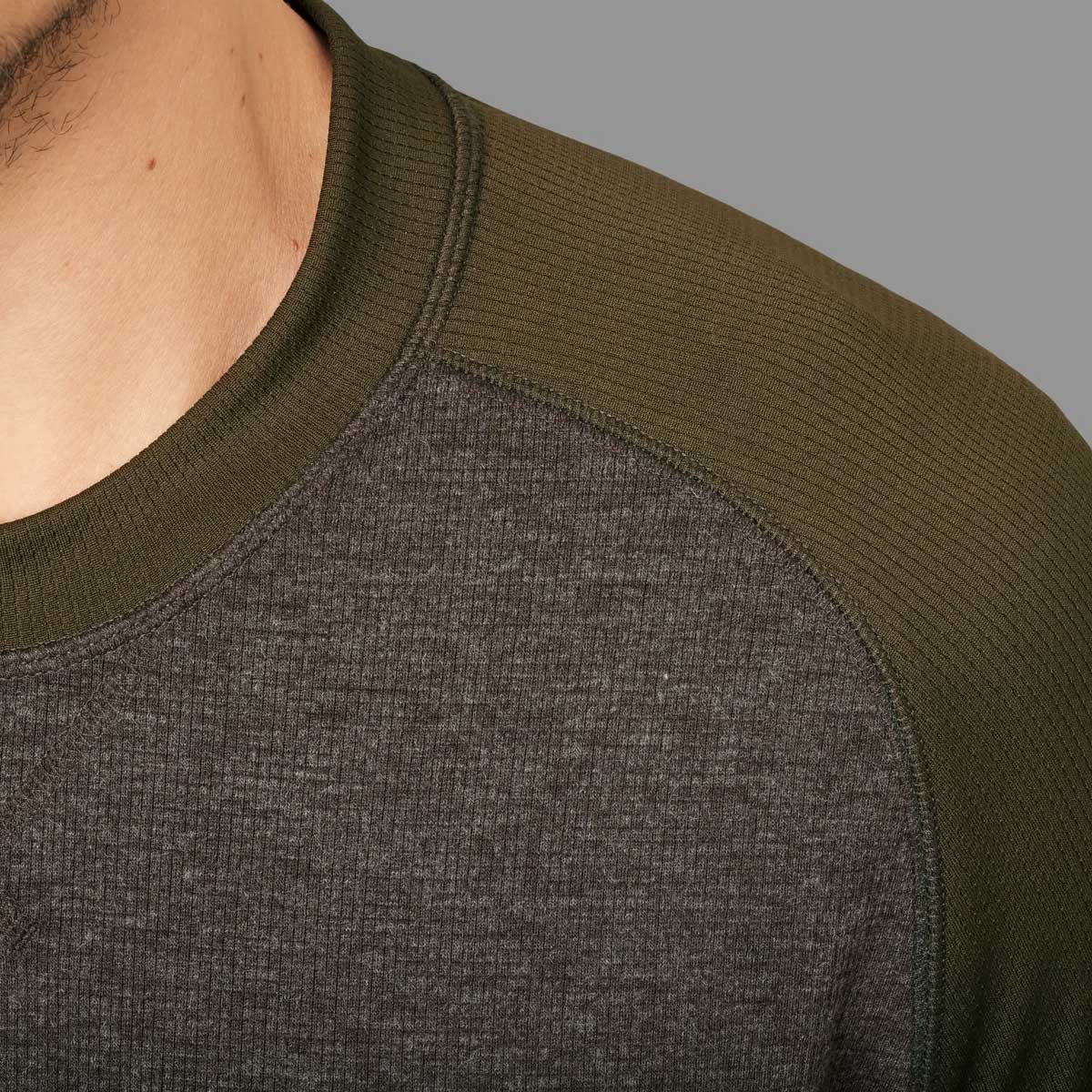 HARKILA Metso Long Sleeve T-Shirt - Mens - Olive Night / Willow Green - Image 2