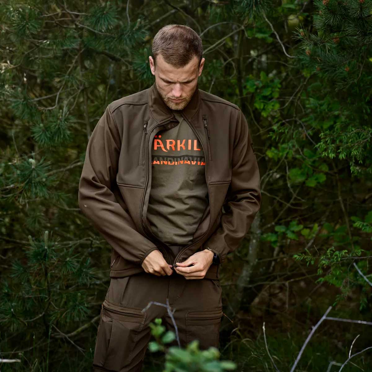 HARKILA Scandinavian T-Shirt - Mens - Grape Leaf - Image 6