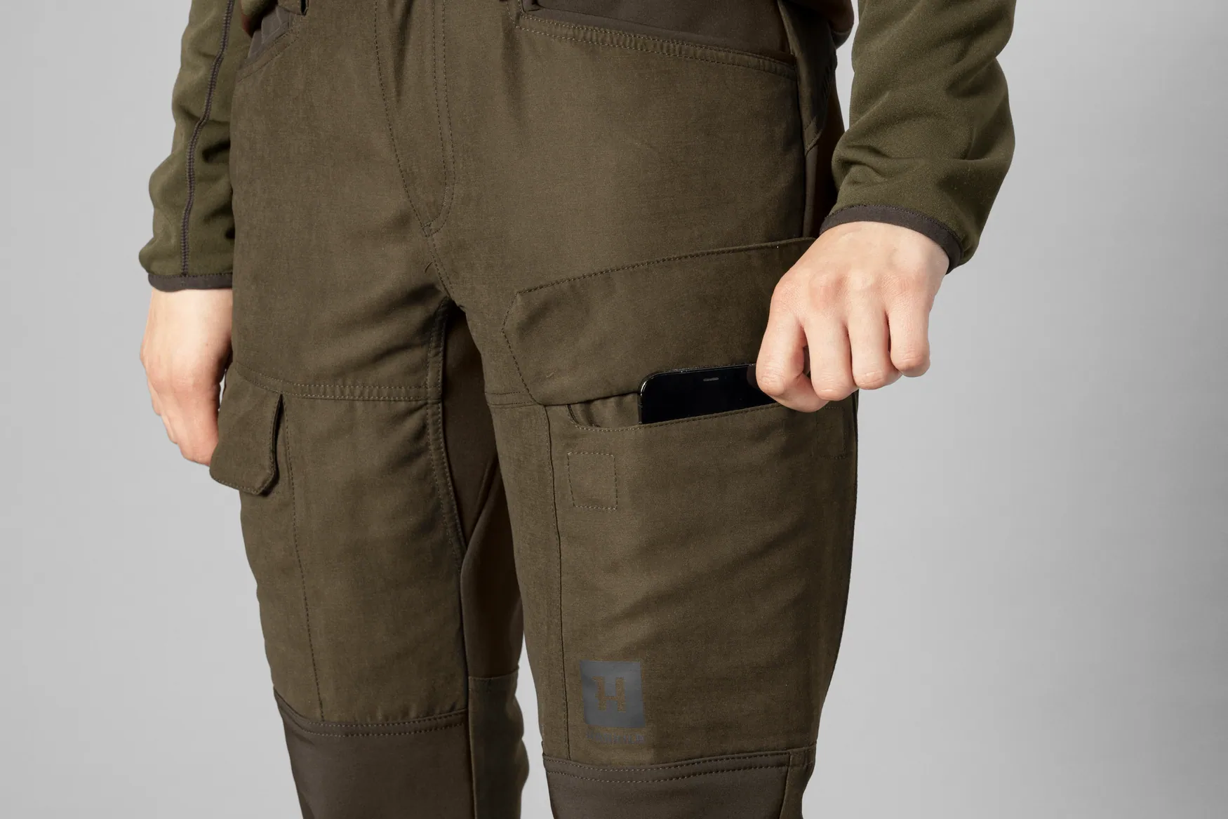 HARKILA Scandinavian Trousers - Womens - Willow Green / Deep Brown - Image 15