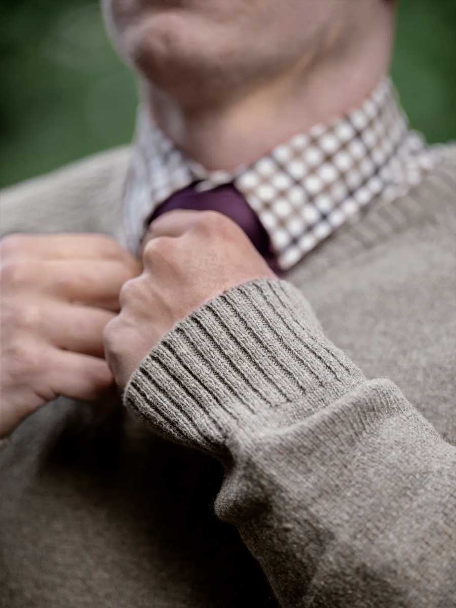 HARKILA Vincent Merino V-Neck Pullover - Mens - Dark Sand - Image 5