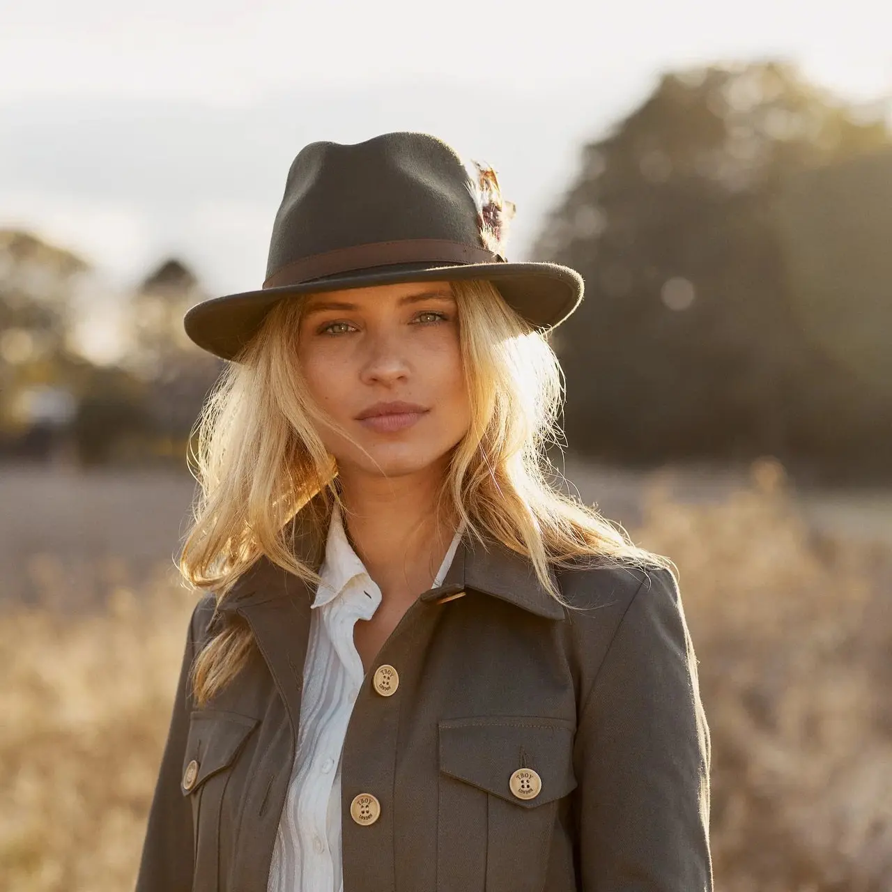HICKS & BROWN Ladies Suffolk Fedora Hat - Gamebird Feather - Olive - Image 5