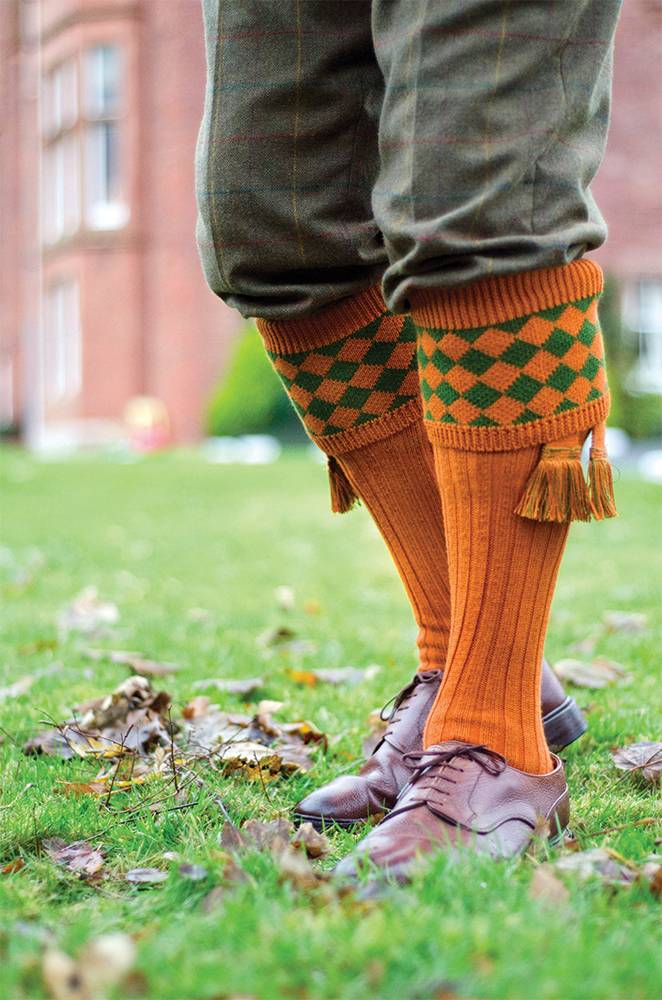 HOUSE OF CHEVIOT Chessboard Shooting Socks - Mens - Ochre - Image 2
