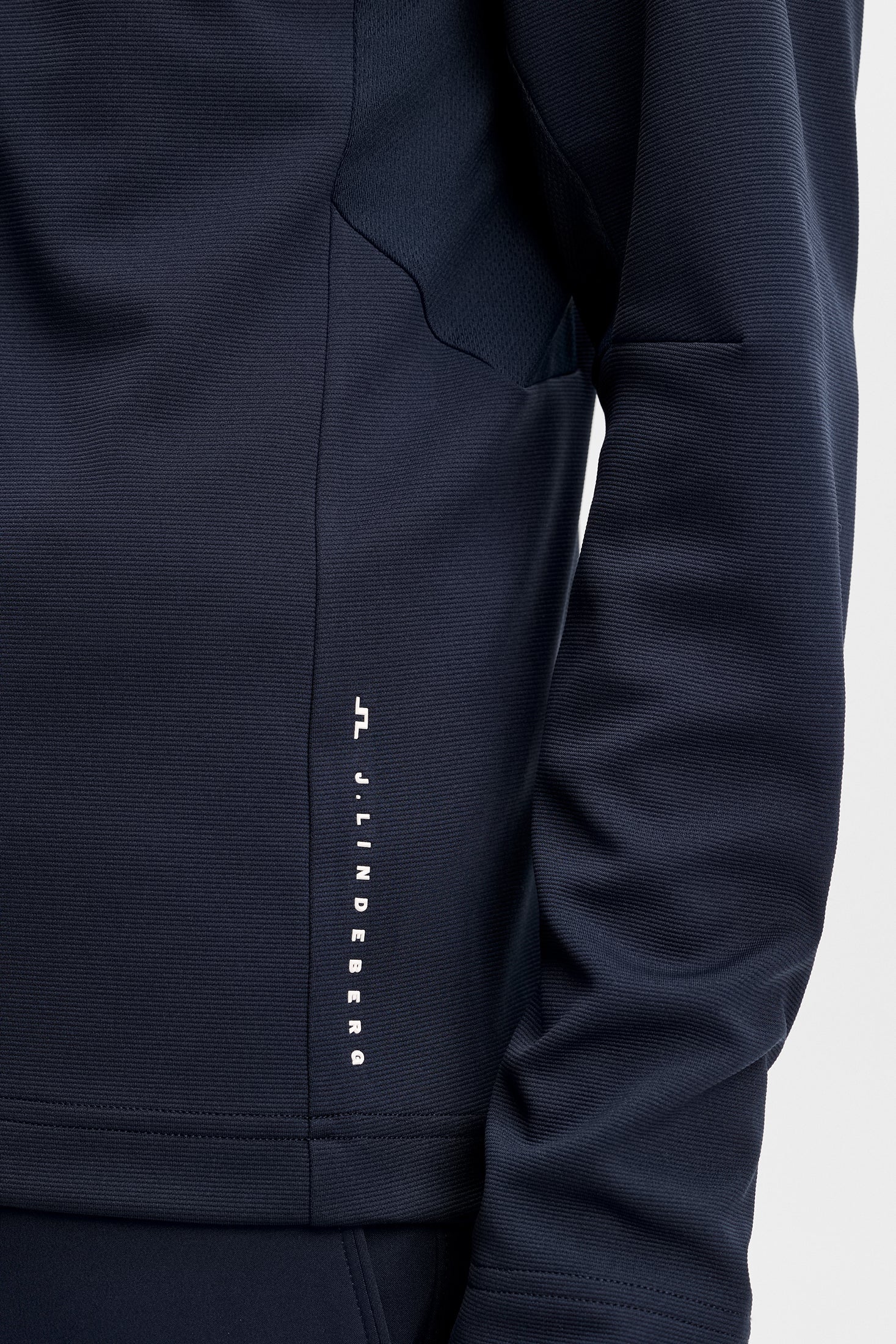 J.LINDEBERG Leon Quarter Zip Mid Layer – Men’s – JL Navy - Image 4
