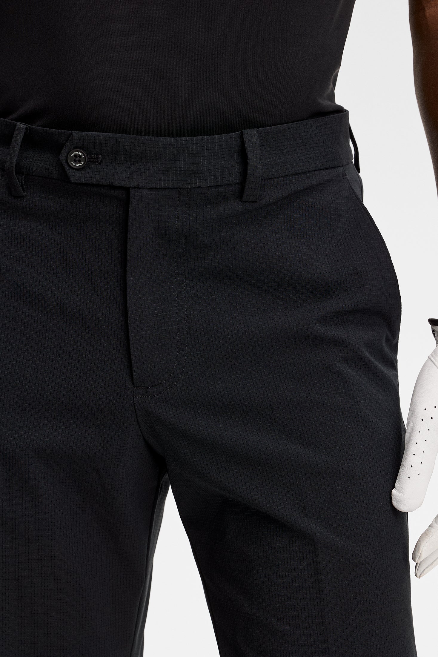J.LINDEBERG Vent Golf Shorts – Men’s Lightweight Performance – Black - Image 3