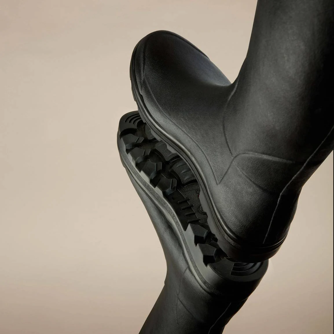 LE CHAMEAU Vierzonord Boots - Mens Neoprene Lined - Black - Image 7