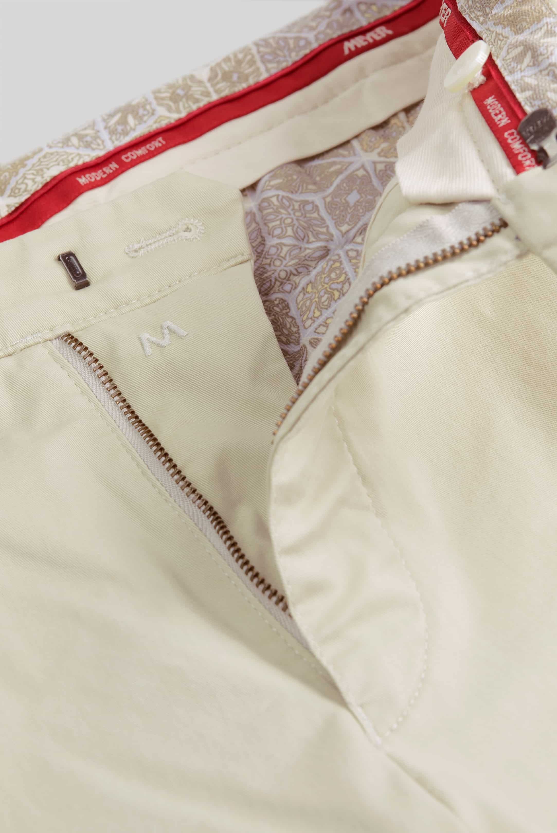 MEYER Roma Trousers - 3001 Light-Weight Cotton Chinos - Beige - Image 3