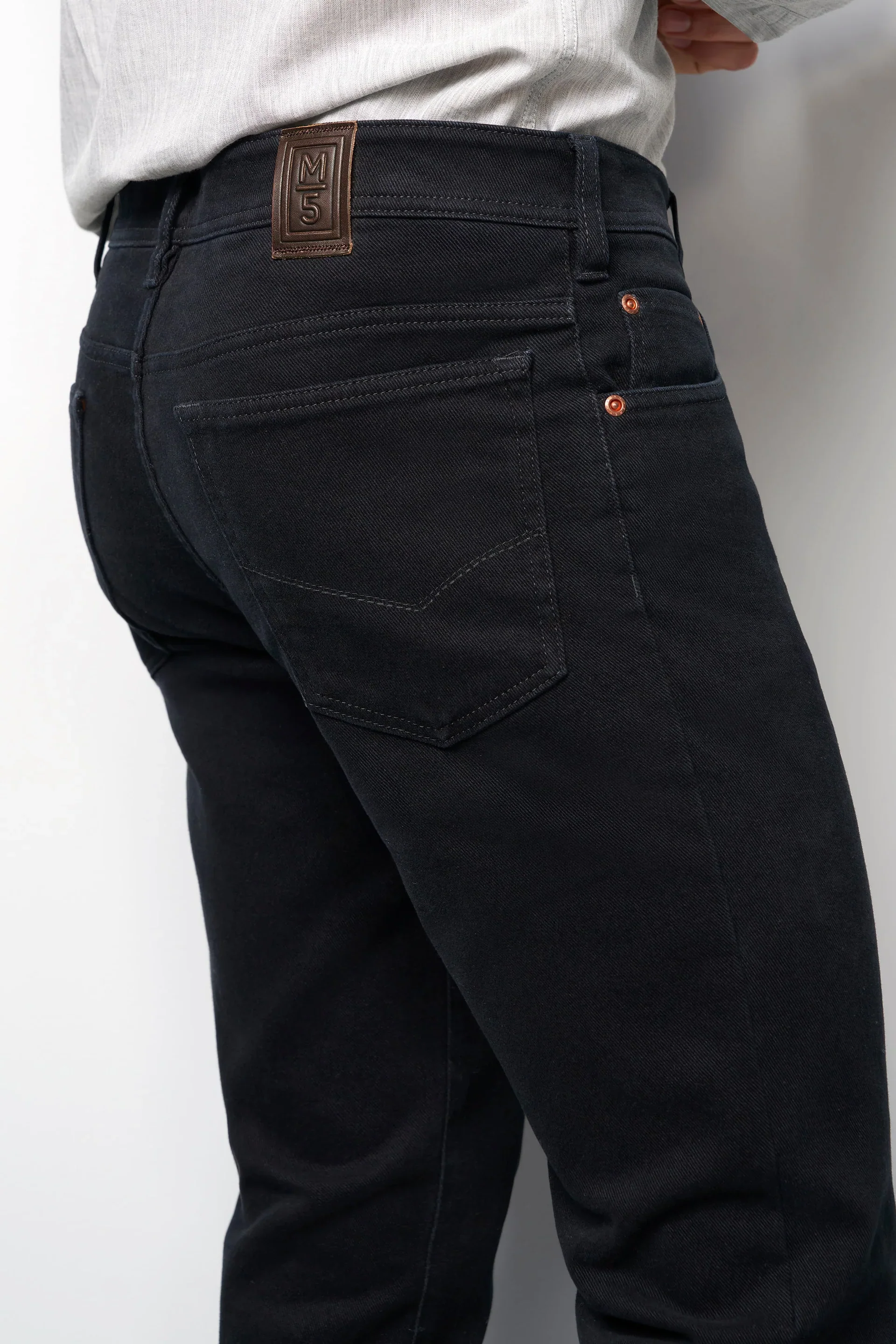 MEYER M5 Jeans – 6267 Modern Fit – Hand-Finished Organic Denim – Black - Image 2
