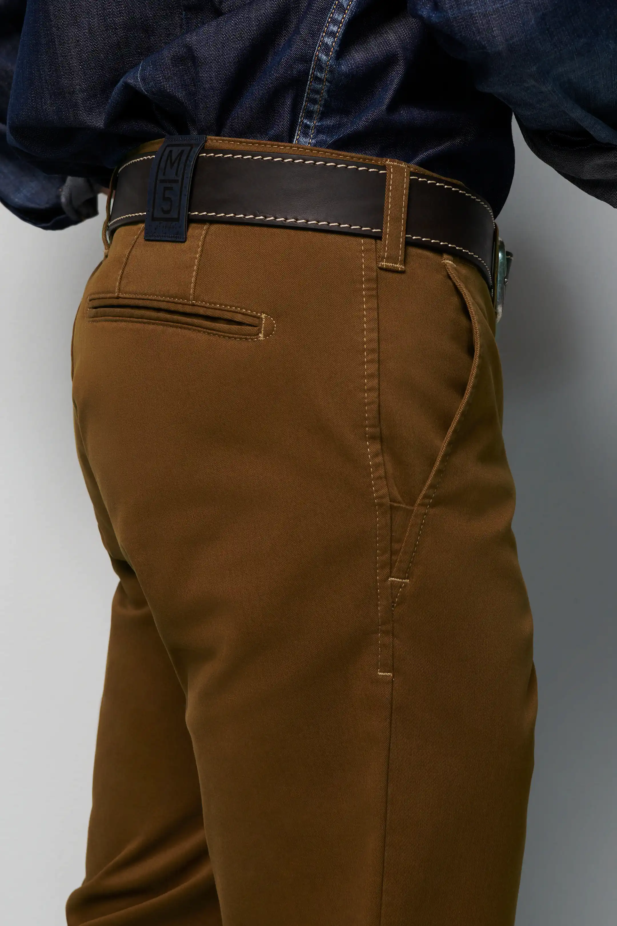 MEYER M5 6001 Organic Cotton Comfort Stretch Chinos - Caramel - Image 4