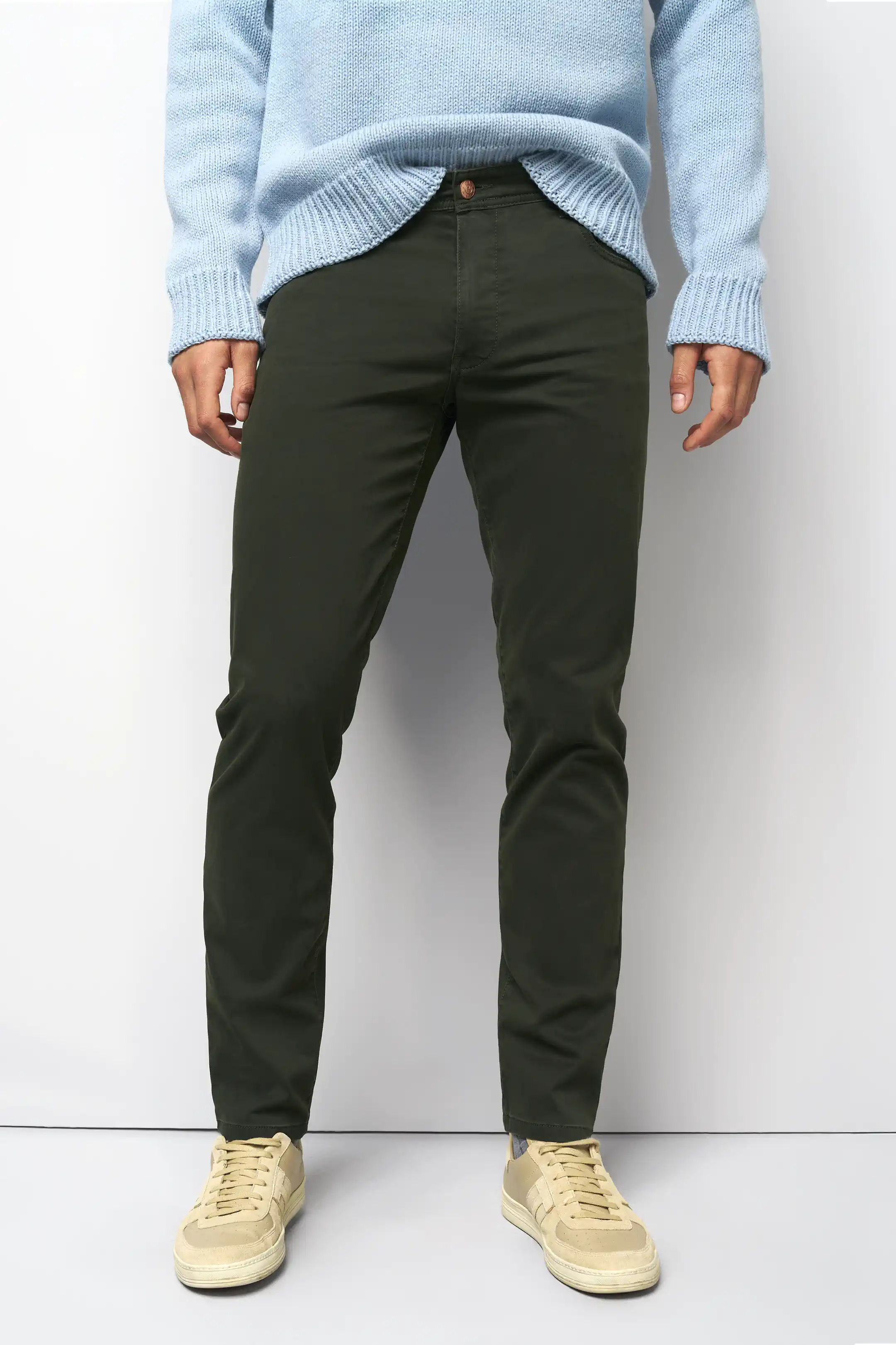 MEYER M5 6106 High Performance Satin Cotton Chinos – Dark Green