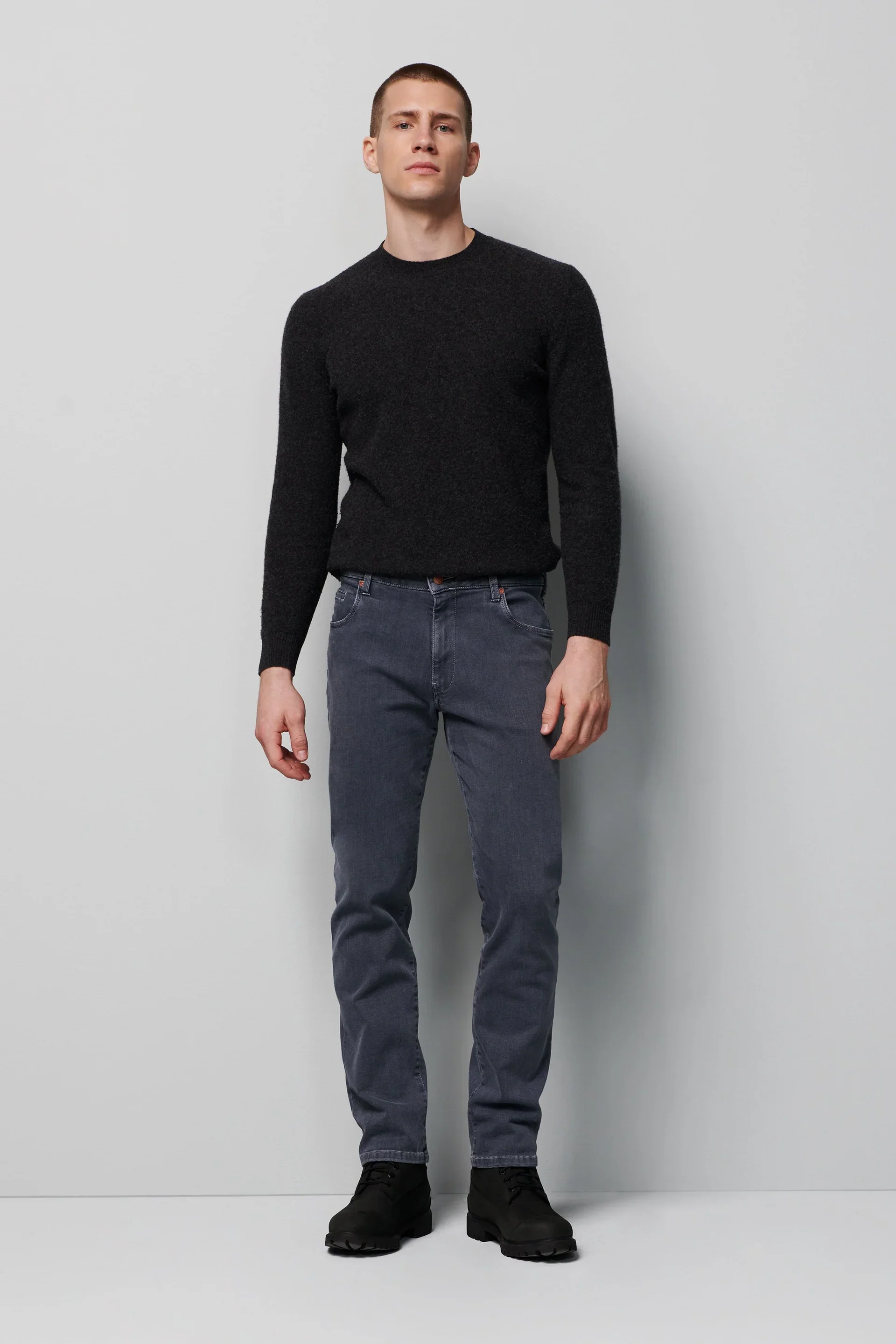 MEYER M5 Jeans – 6256 Regular Fit – Super Stretch Organic Denim – Mid Grey - Image 4