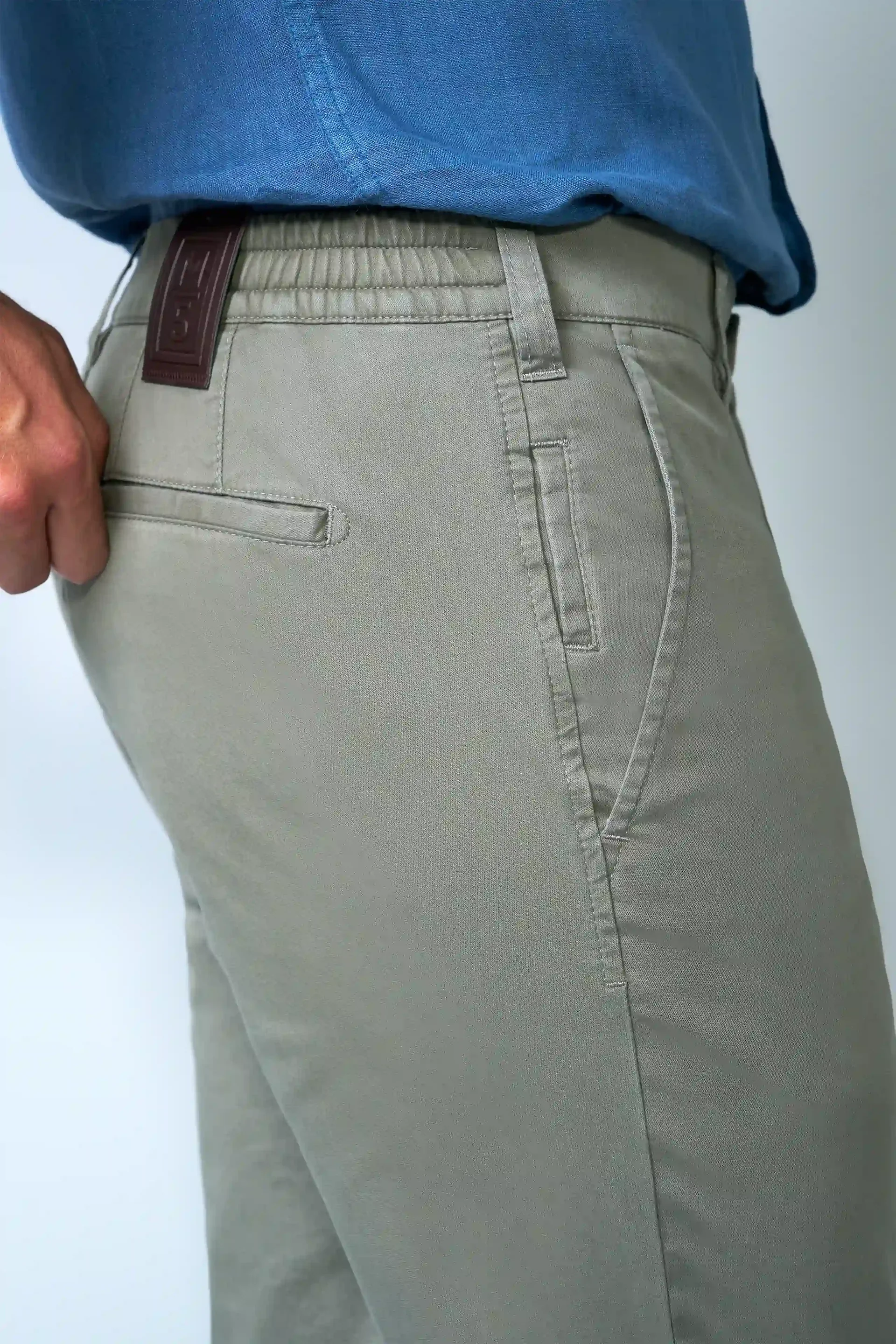 MEYER M5 Move 6024 Flex Organic Cotton Chinos – Olive - Image 2