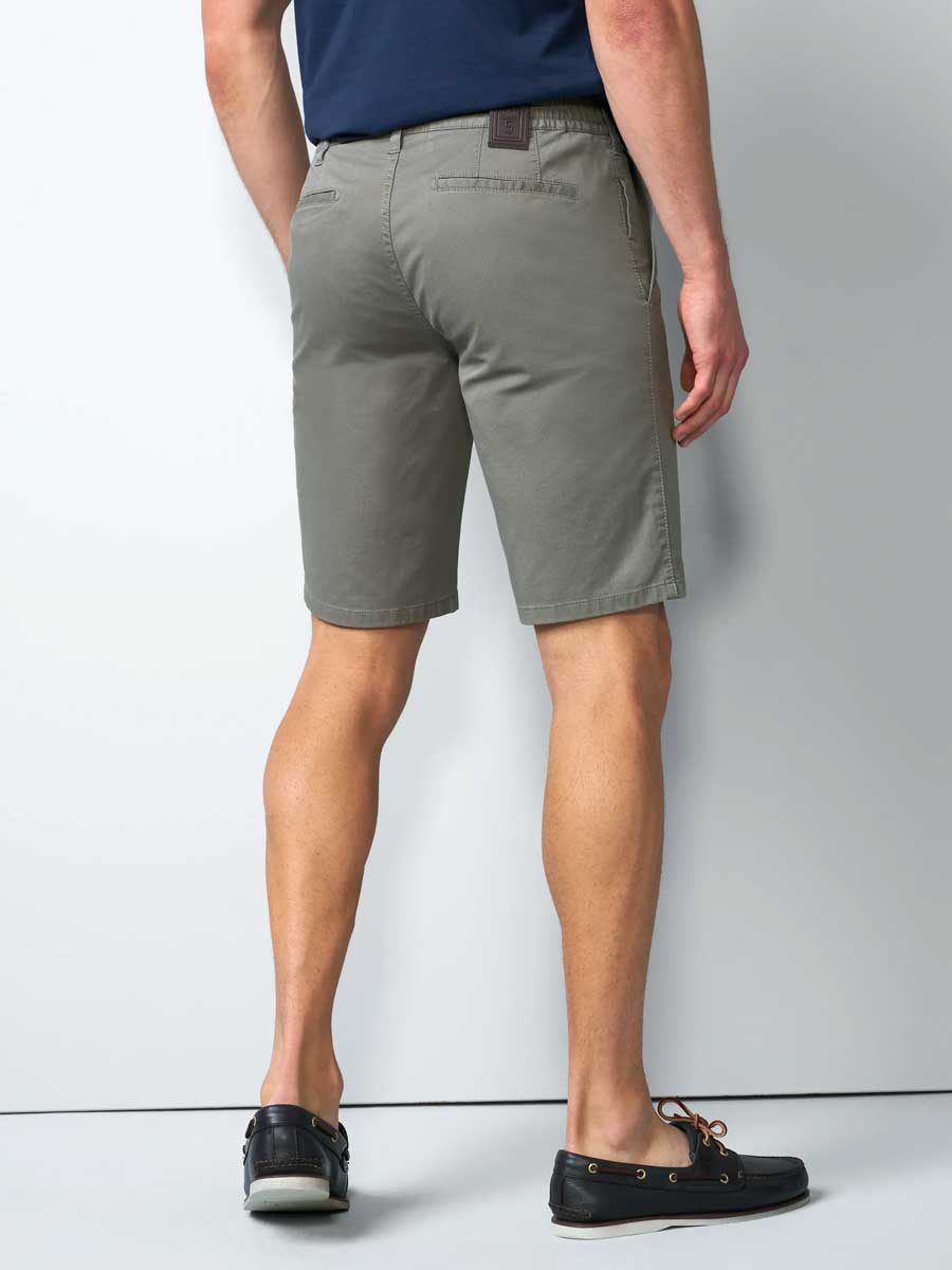 MEYER M5 Shorts - 6024 Modern Fit - Super Stretch Organic Cotton - Olive - Image 2