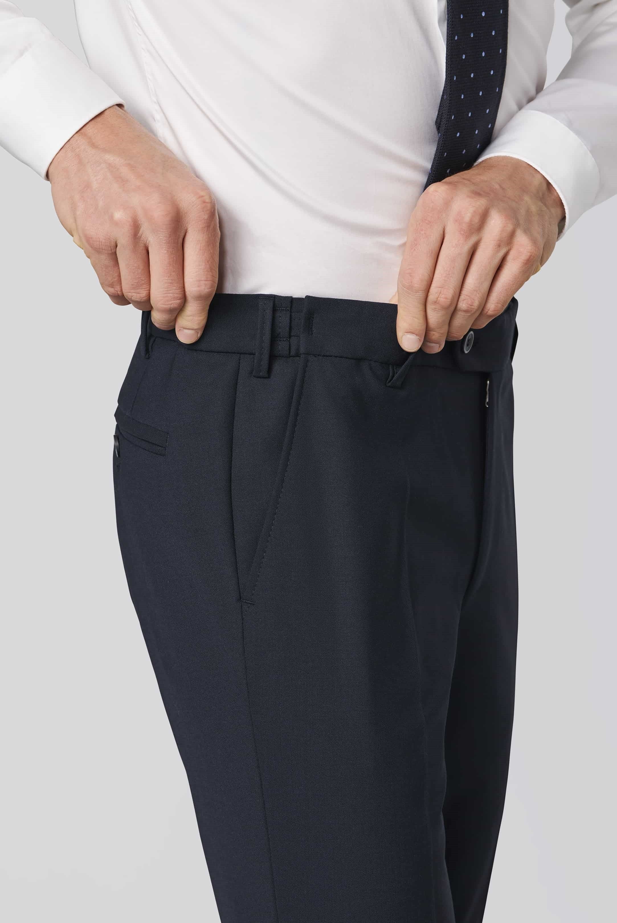MEYER Oslo Trousers - 344 Flex Tropical Wool-Mix - Navy - Image 2