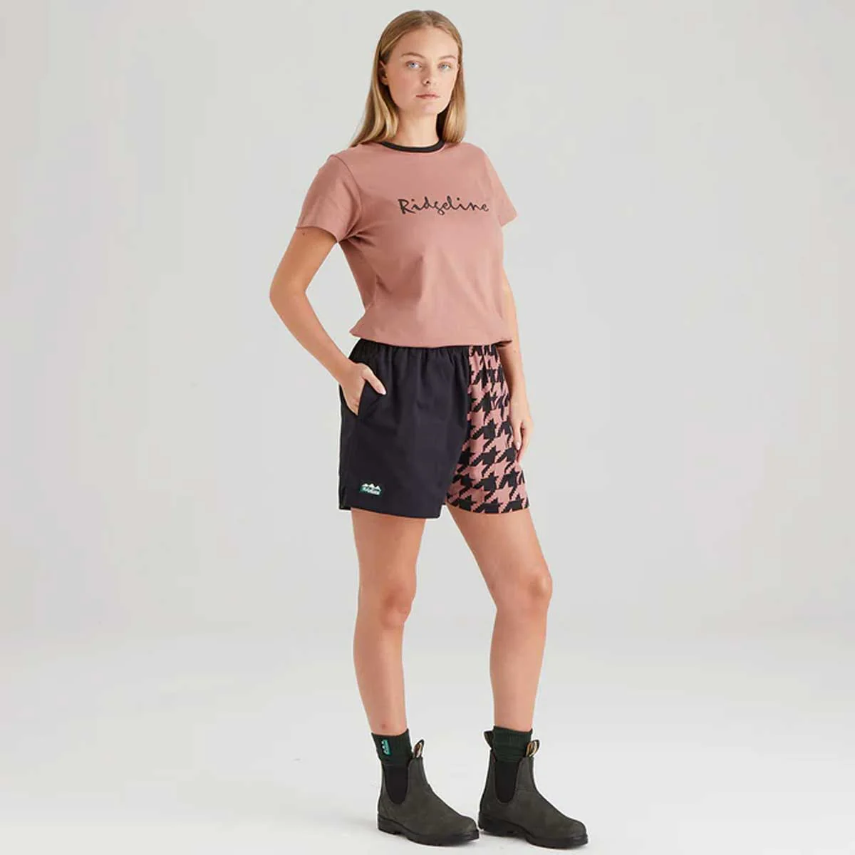 RIDGELINE Backslider Shorts - Black Print - Image 4