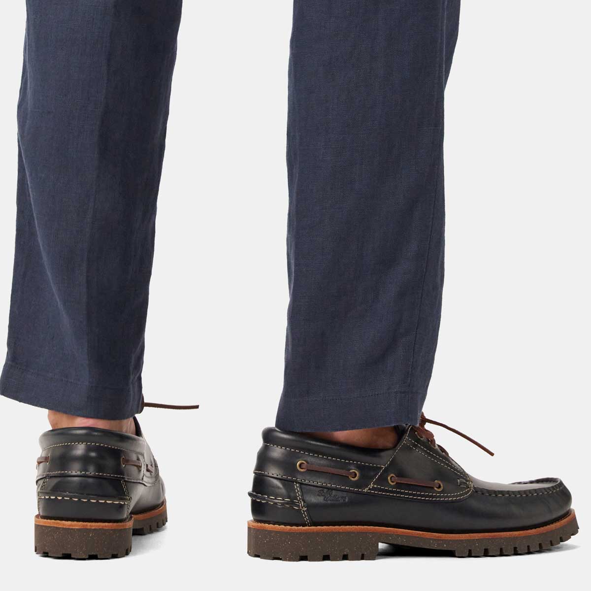 RM WILLIAMS Dockyard Moccasin Boat Shoes - Men's - Navy - Image 2