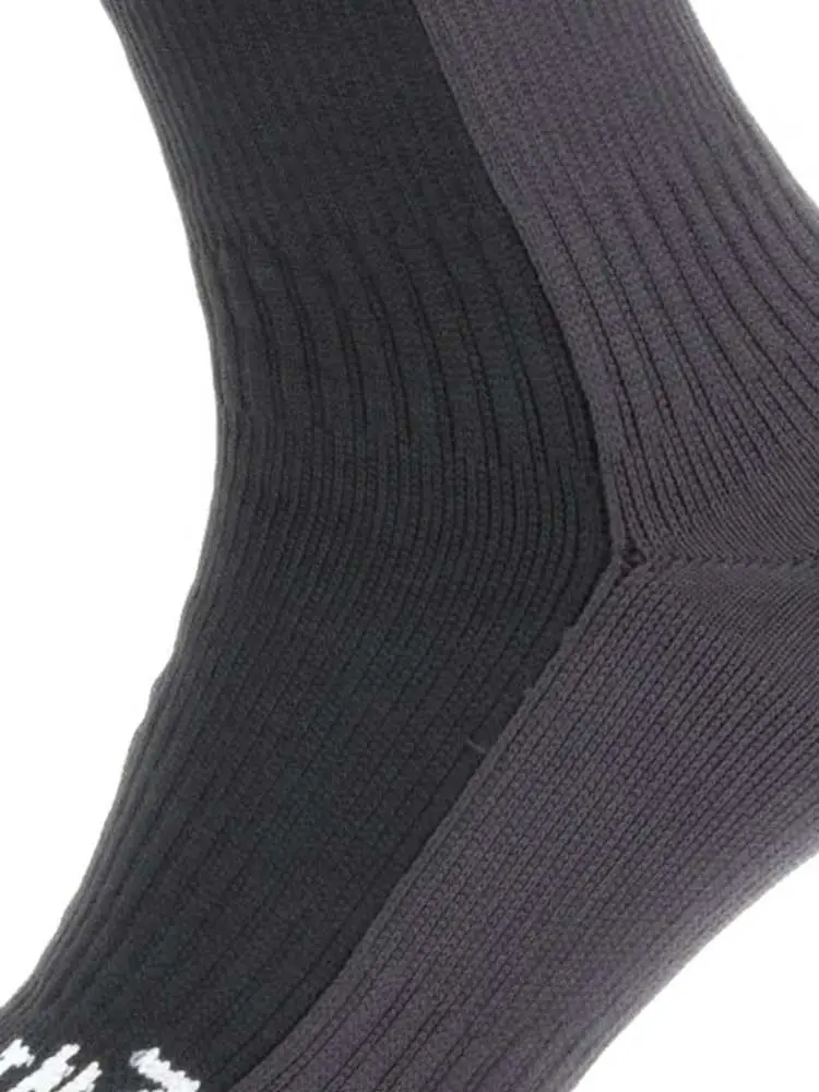 SEALSKINZ Starston Waterproof Cold Weather Mid Length Socks - Black - Image 4