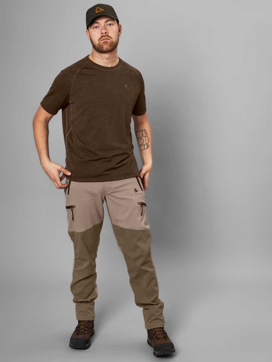 SEELAND Active Short Sleeve T-shirt - Mens - Demitasse Brown - Image 8