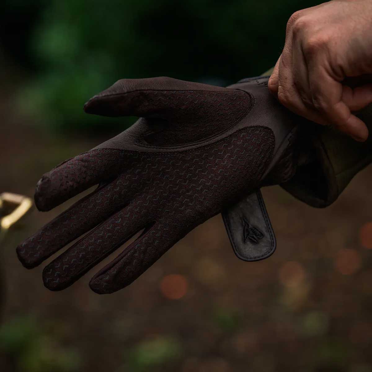 SEELAND Aim Shooting Gloves - Chocolate Torte - Image 3
