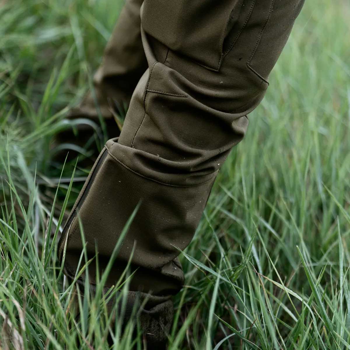 SEELAND Chase Aero Trousers - Mens - Pine Green - Image 3