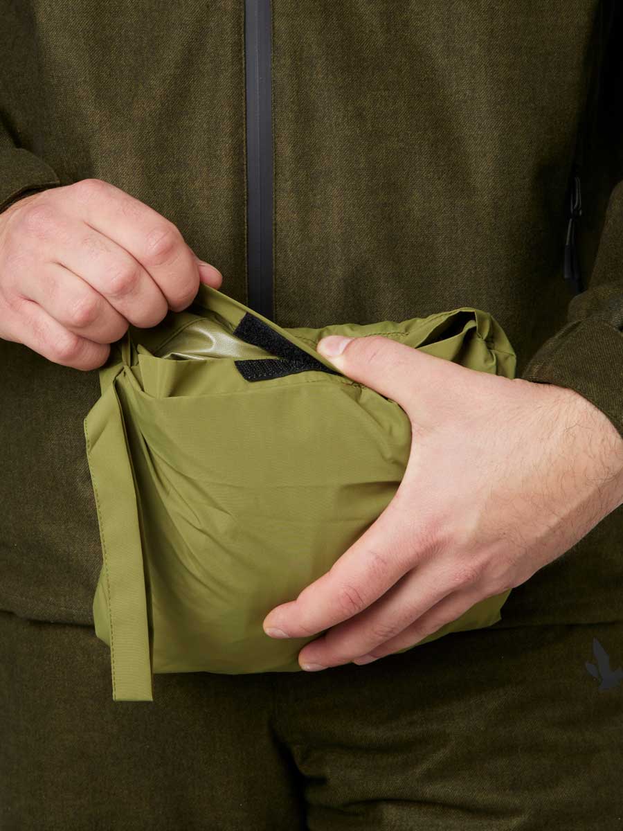 SEELAND Taxus Packable Rain Poncho - Martini Olive - Image 9