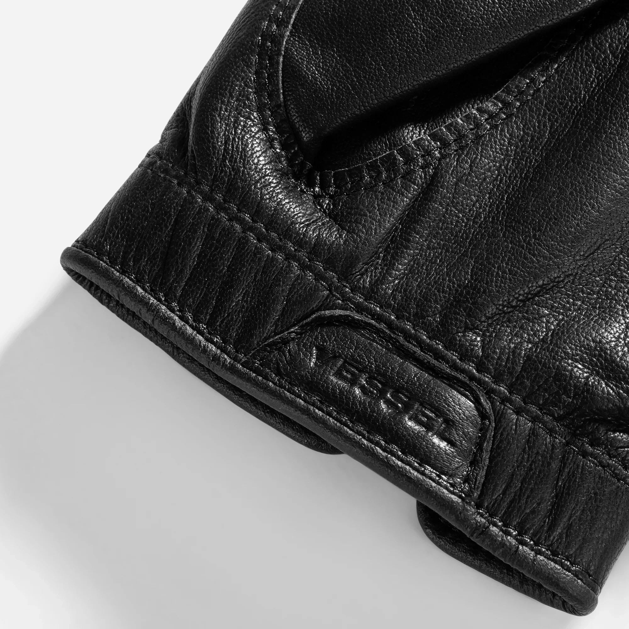 VESSEL Lux Cabretta Leather Golf Glove - Pebbled Black - Image 4