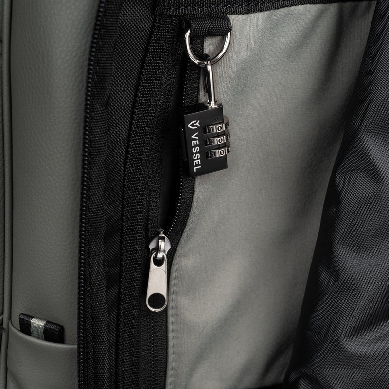 VESSEL Lux Cart II Golf Bag - Pebbled Grey - Image 13