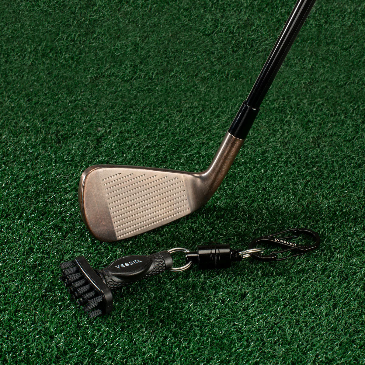 VESSEL x GrooveIt Mini Golf Club Brush - Image 5