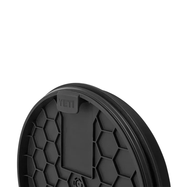 YETI Loadout Bucket Swivel Seat - Black - Image 7