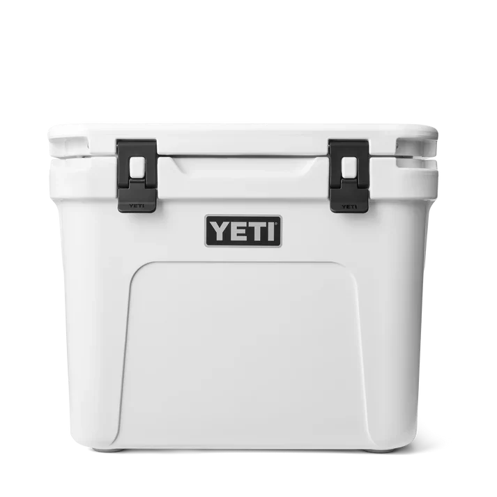 YETI Roadie 32 Wheeled Cooler Box – White - Image 9