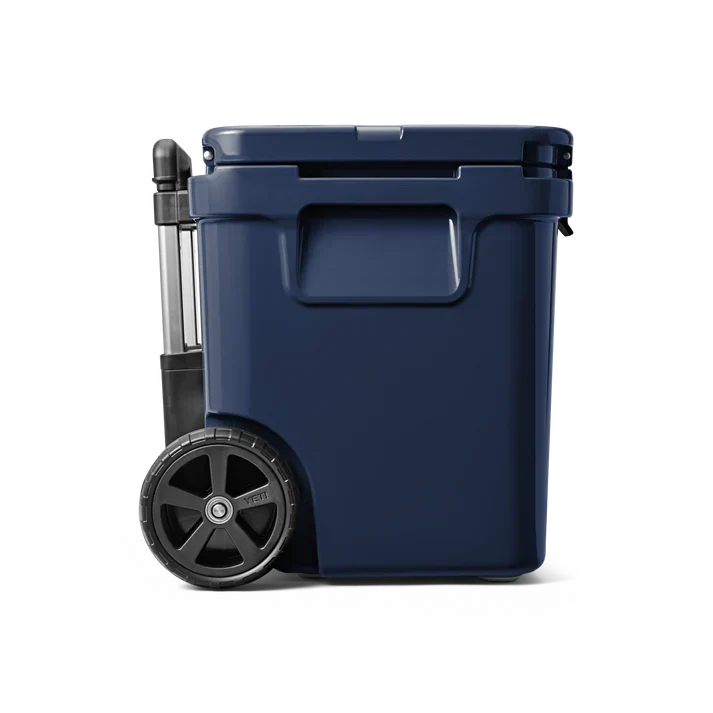 YETI Roadie 48 Wheeled Cooler Box – Navy - Image 10
