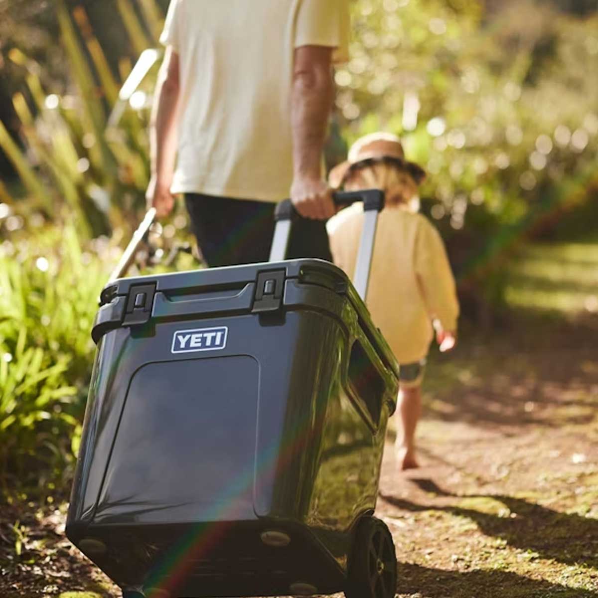 YETI Roadie 60 Wheeled Cooler Box – Charcoal - Image 2